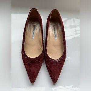 Manolo Blahnik Burgundy Suede Pointed Toe Flats Size 38.5 (8 US)